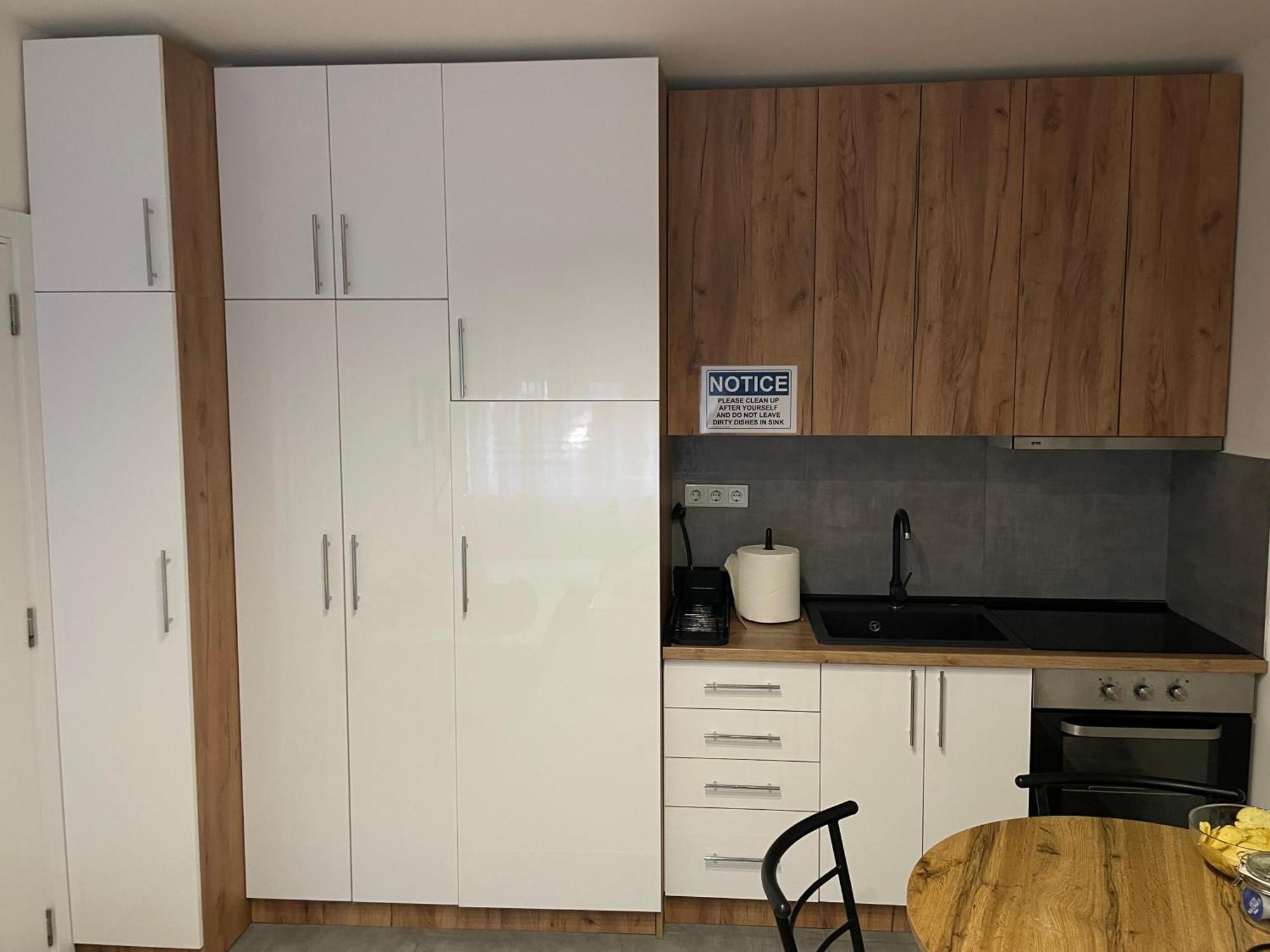 Urban Oasis Apartment Sajmiste Ngoại thất bức ảnh